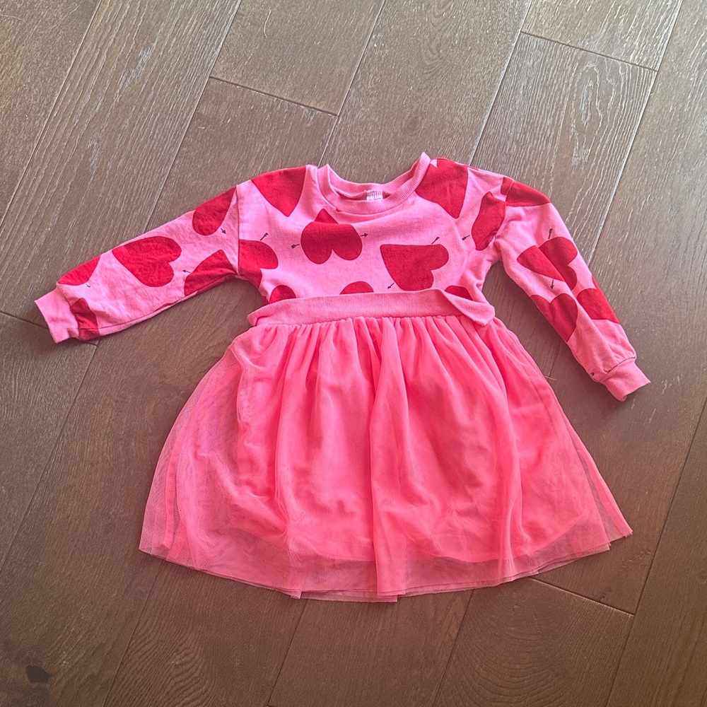Carter’s Pink Dress with Red Heart Pattern size 5/5A